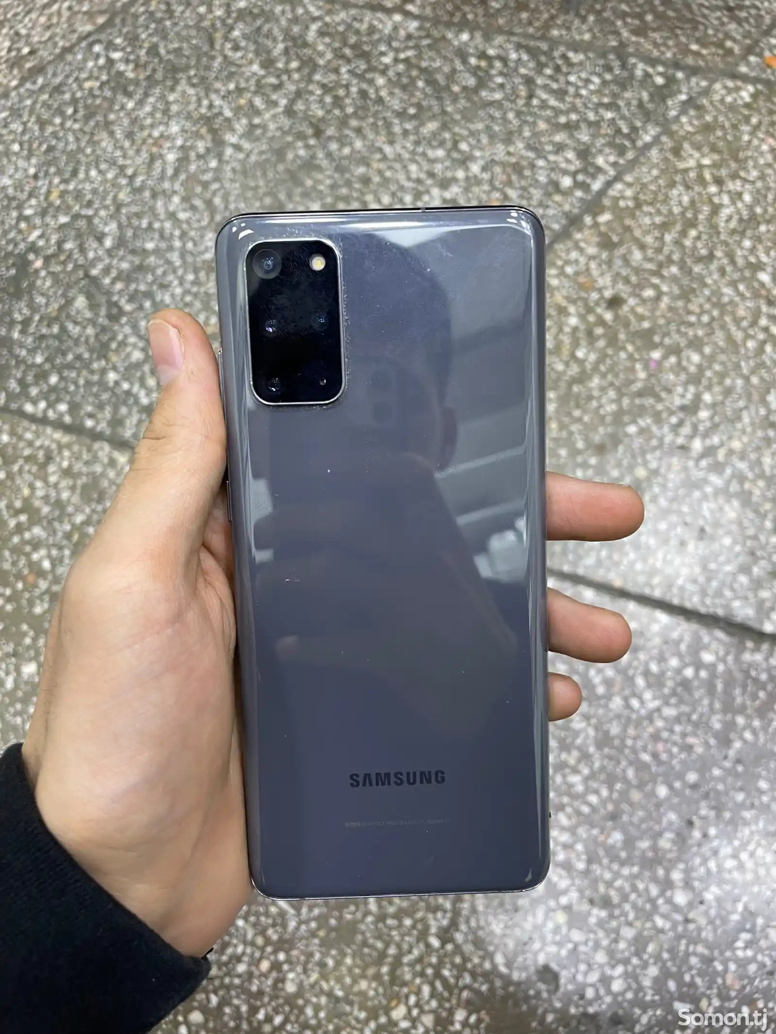 Samsung Galaxy S20+-1
