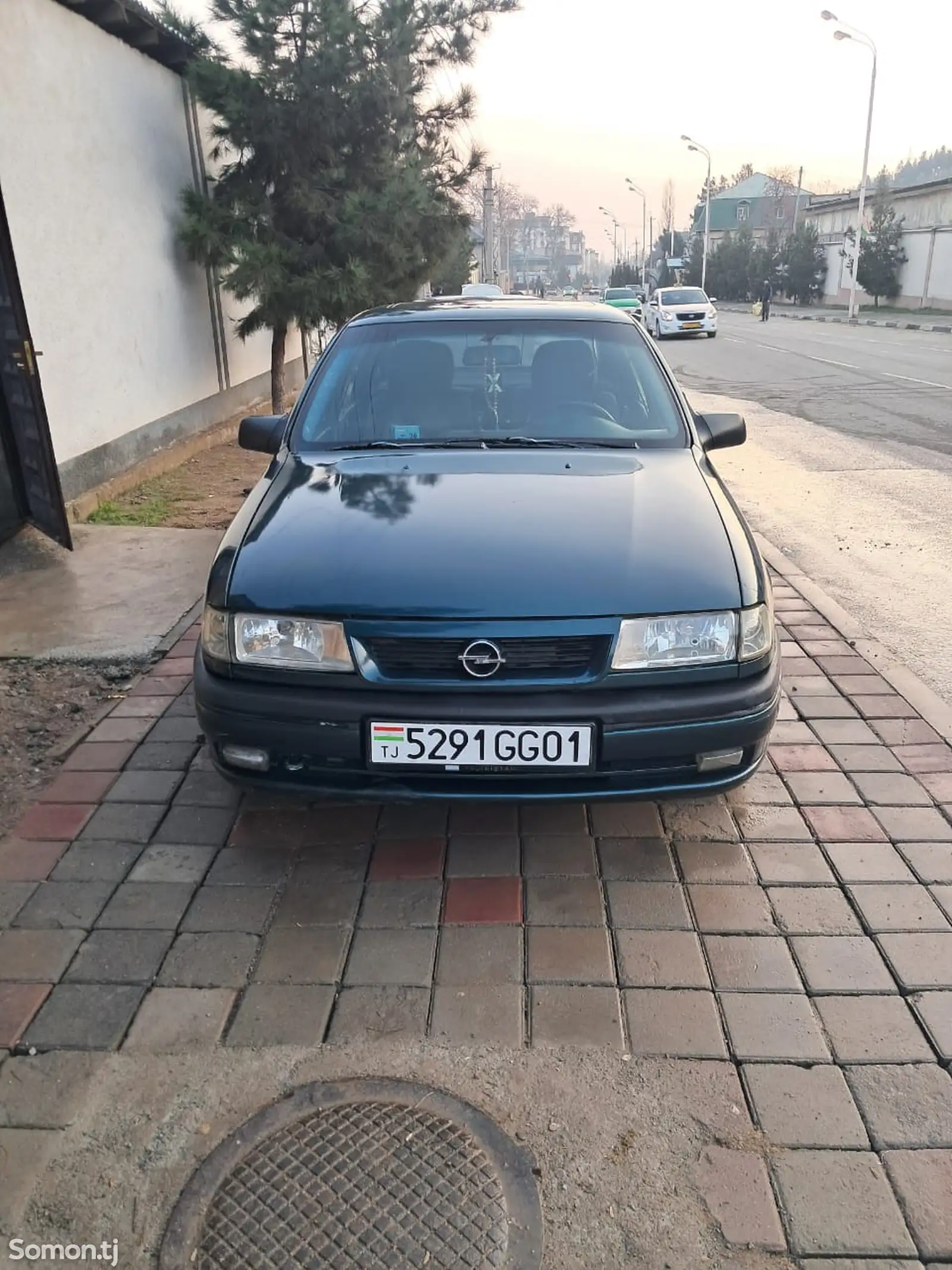 Opel Vectra A, 1995-1