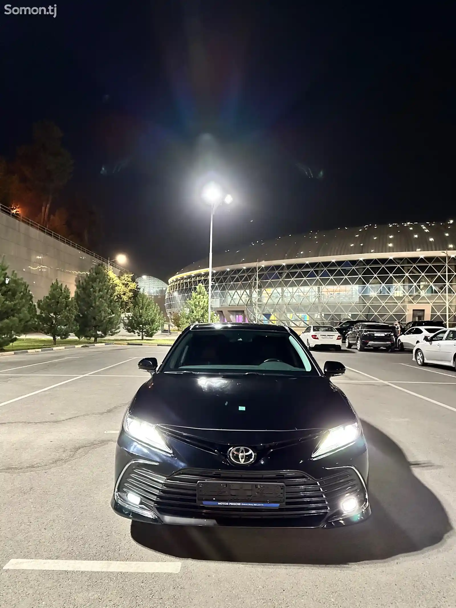 Toyota Camry, 2018-1