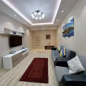 2-комн. квартира, 12 этаж, 92м², Шохмансур