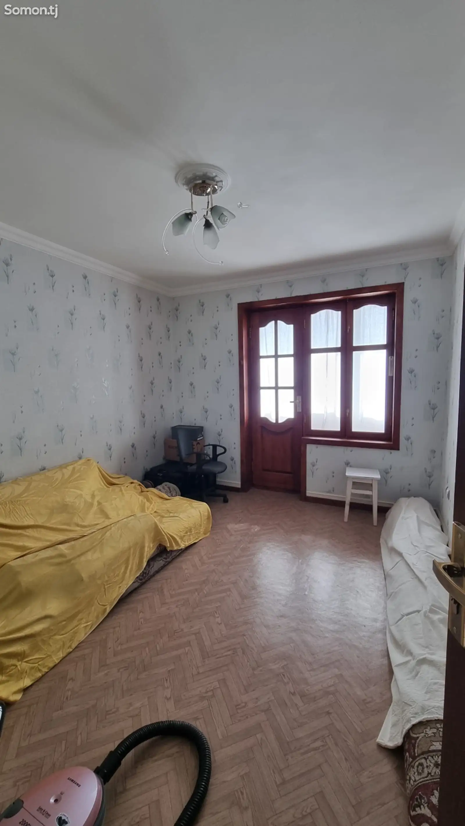 2-комн. квартира, 4 этаж, 58 м², 20-микрорайон у главной дороги-5