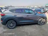 Hyundai Tucson, 2015-5