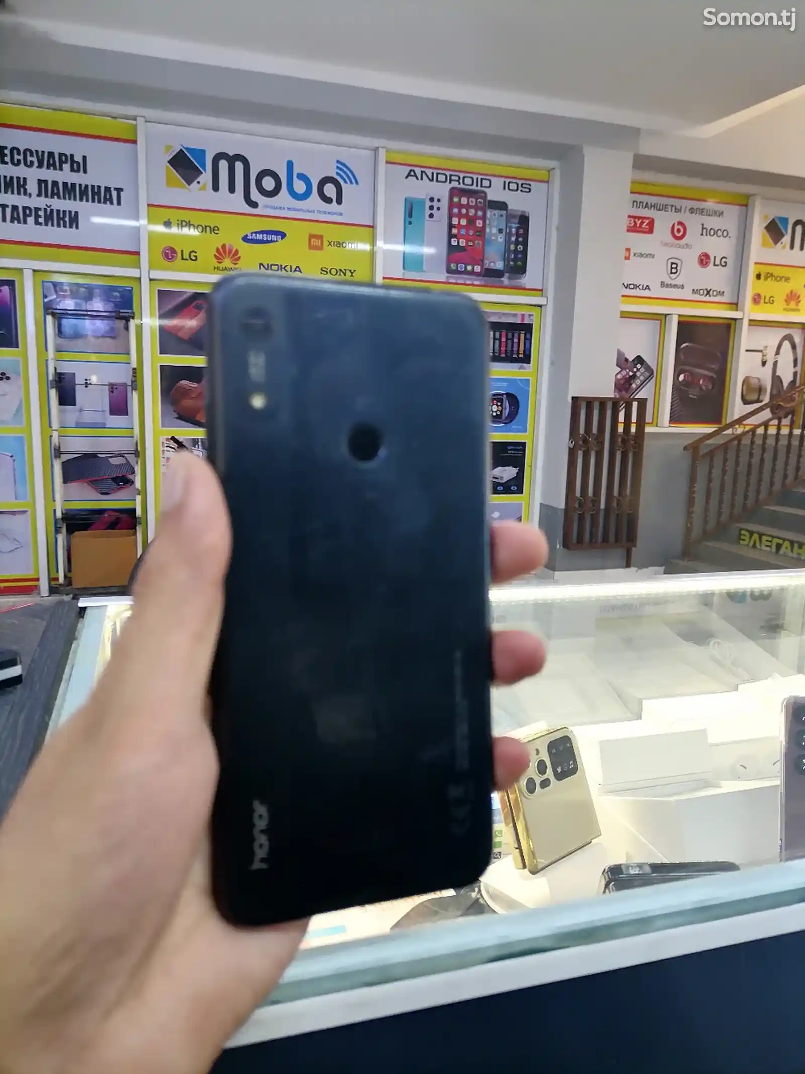 Huawei honor 8a-2