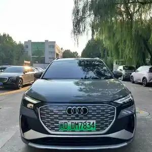 Audi Q4, 2023