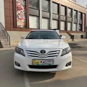 Toyota Camry, 2009