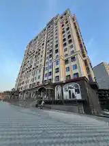 2-комн. квартира, 14 этаж, 79 м², 112 мкр, Калинин ,  Ресторан Райхон-12