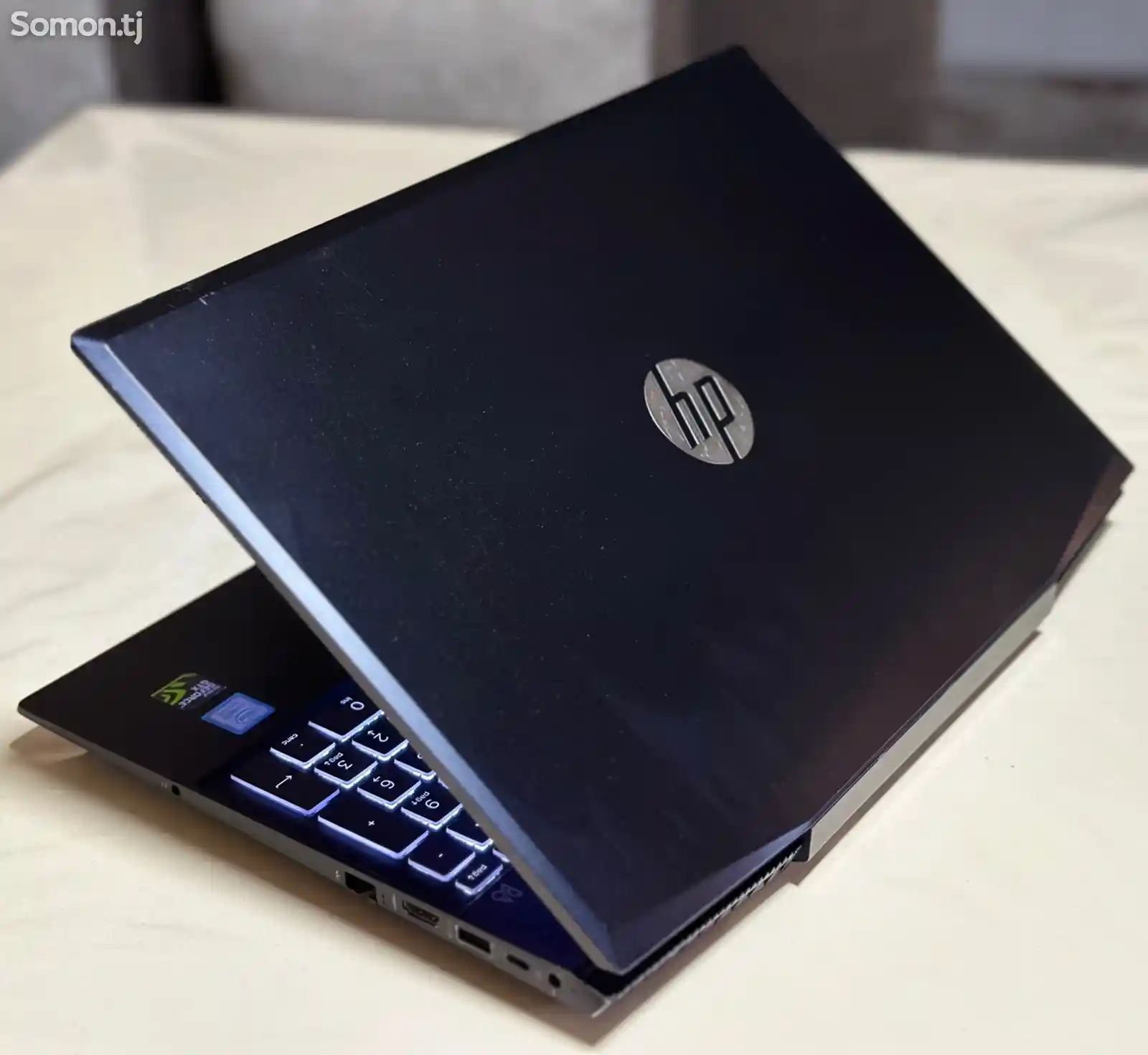 Игровой ноутбук HP Pavilion i7-8gen-4