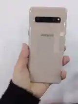 Samsung Galaxy S10+5G-2