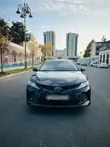 Toyota Camry, 2018-3