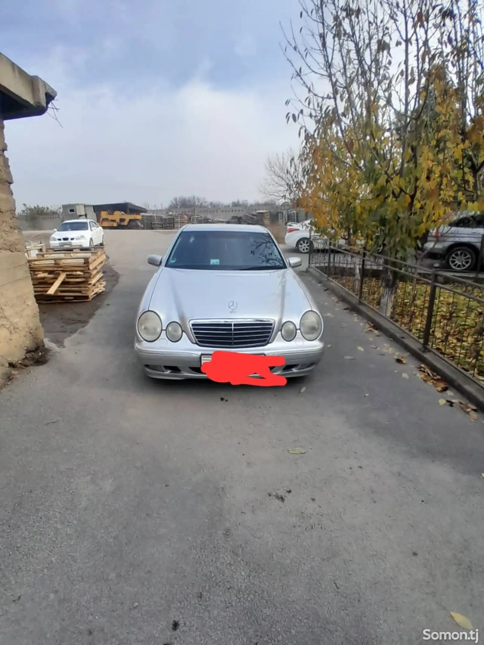 Mercedes-Benz E class, 2000-1