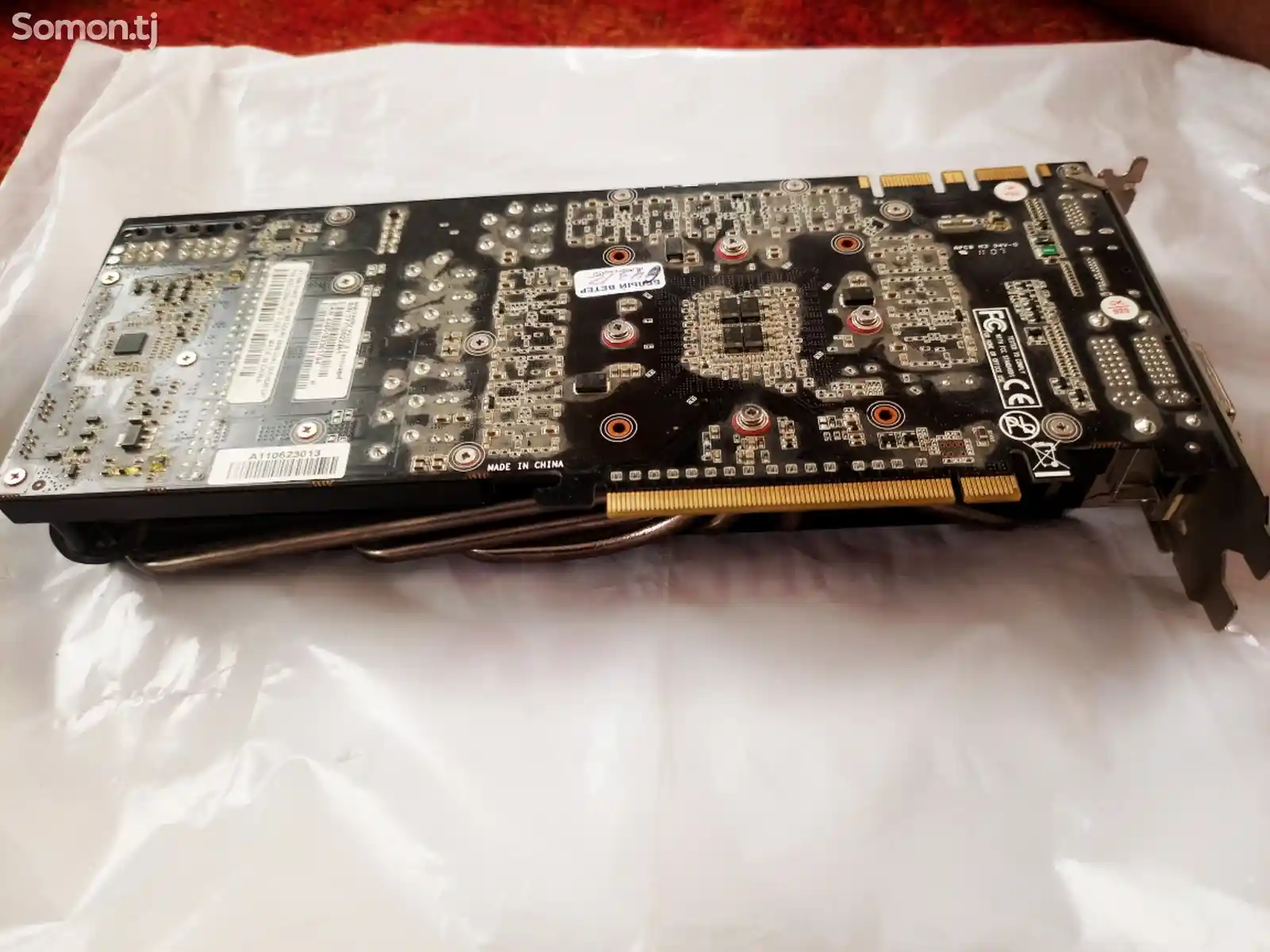 Видеокарта Gainward GTX 580 3 Gb Phantom 3-3