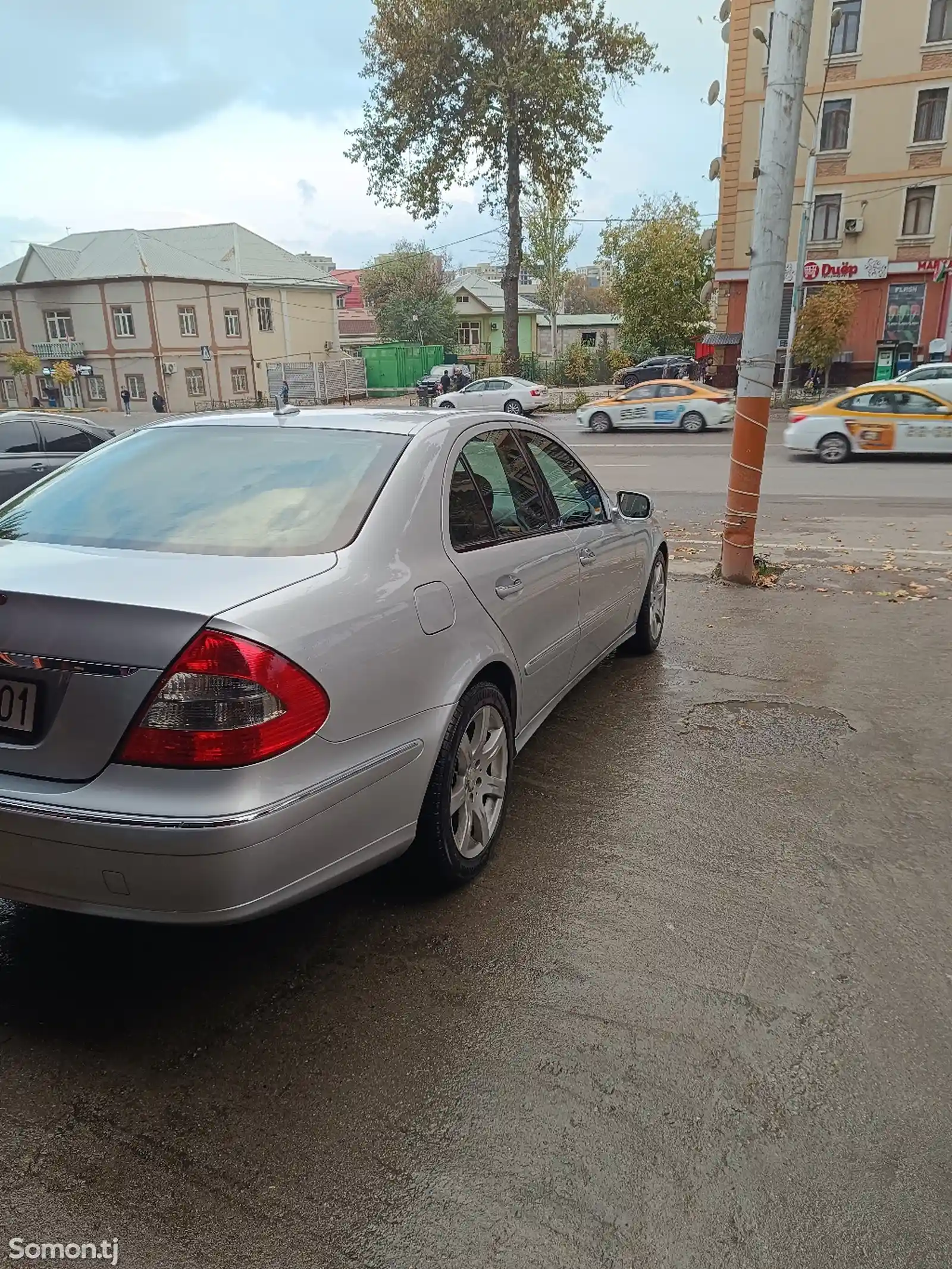 Mercedes-Benz E class, 2008-4