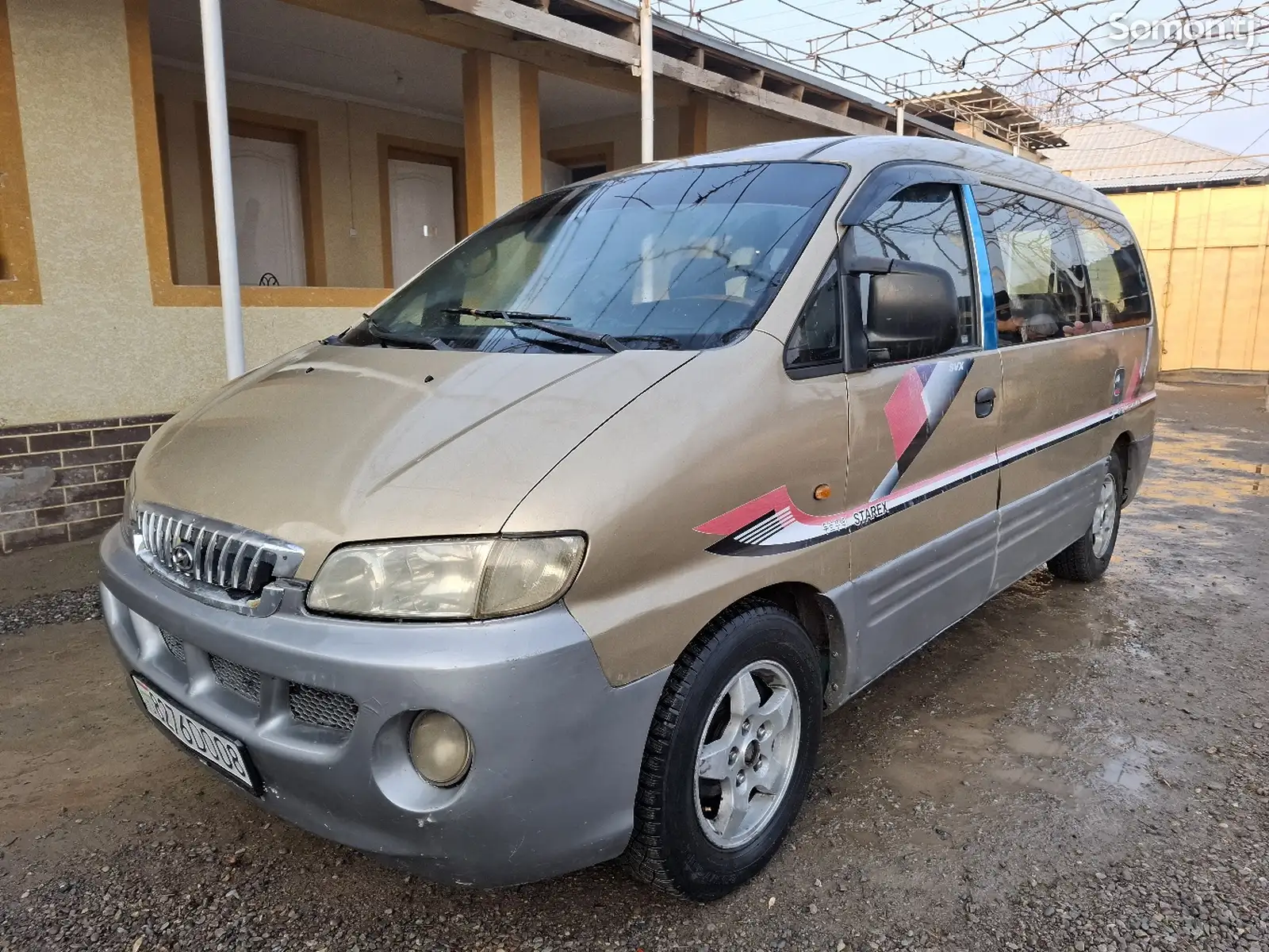 Микроавтобус Hyundai Starex, 2000-1