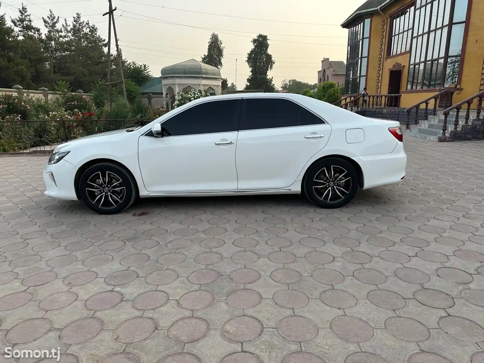 Toyota Camry, 2012-4