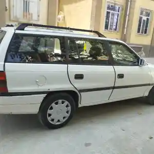 Opel Astra F, 1992