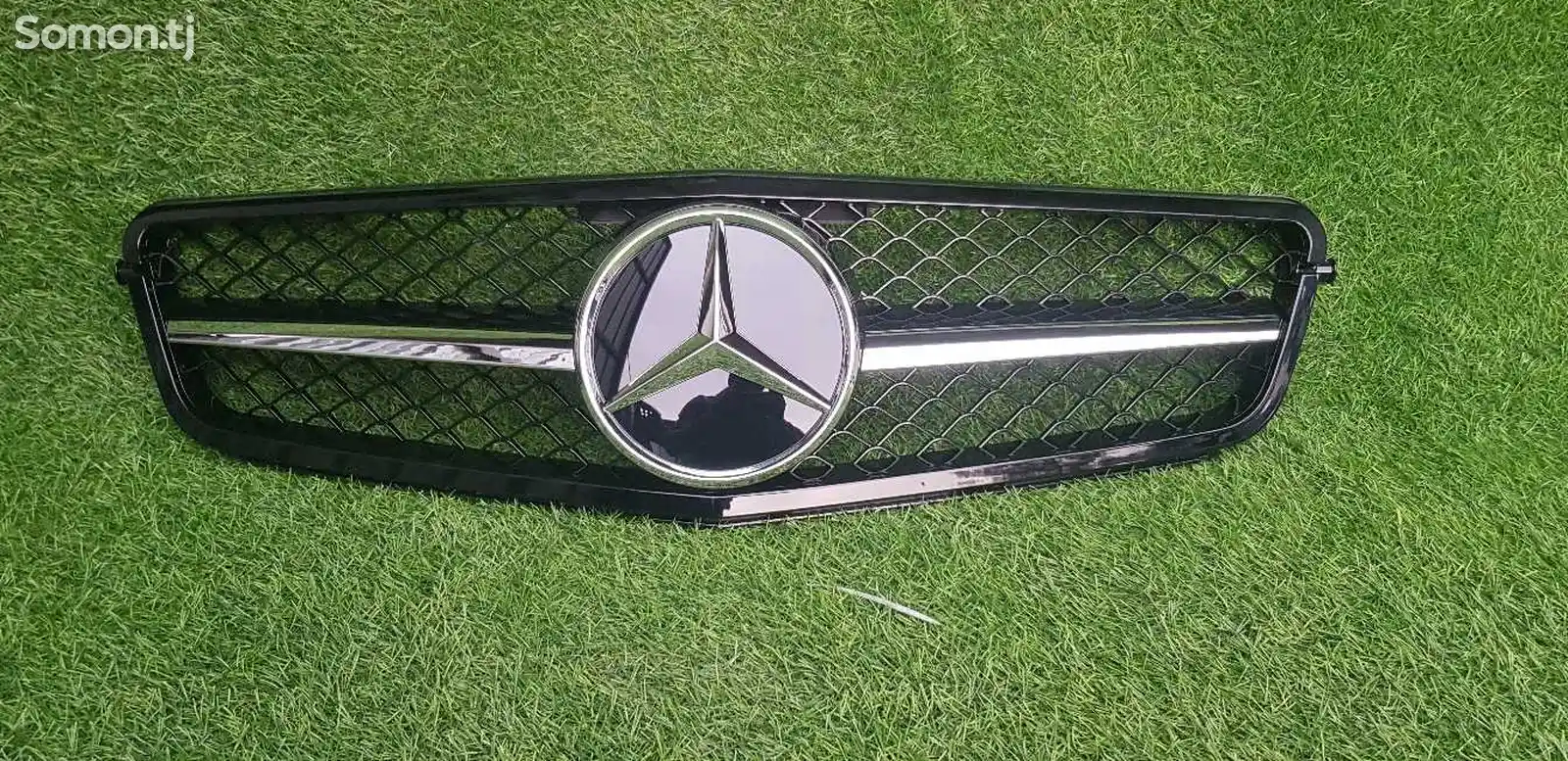Облицовка от Mercedes W204-4