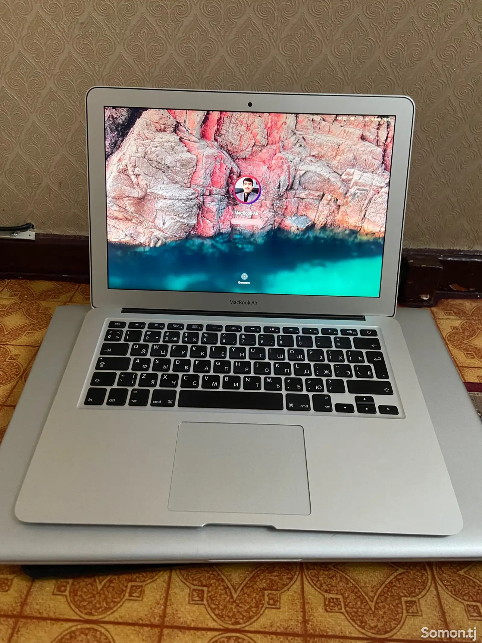 Ноутбук MacBook Air 13-1