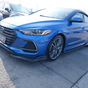 Hyundai Elantra, 2017