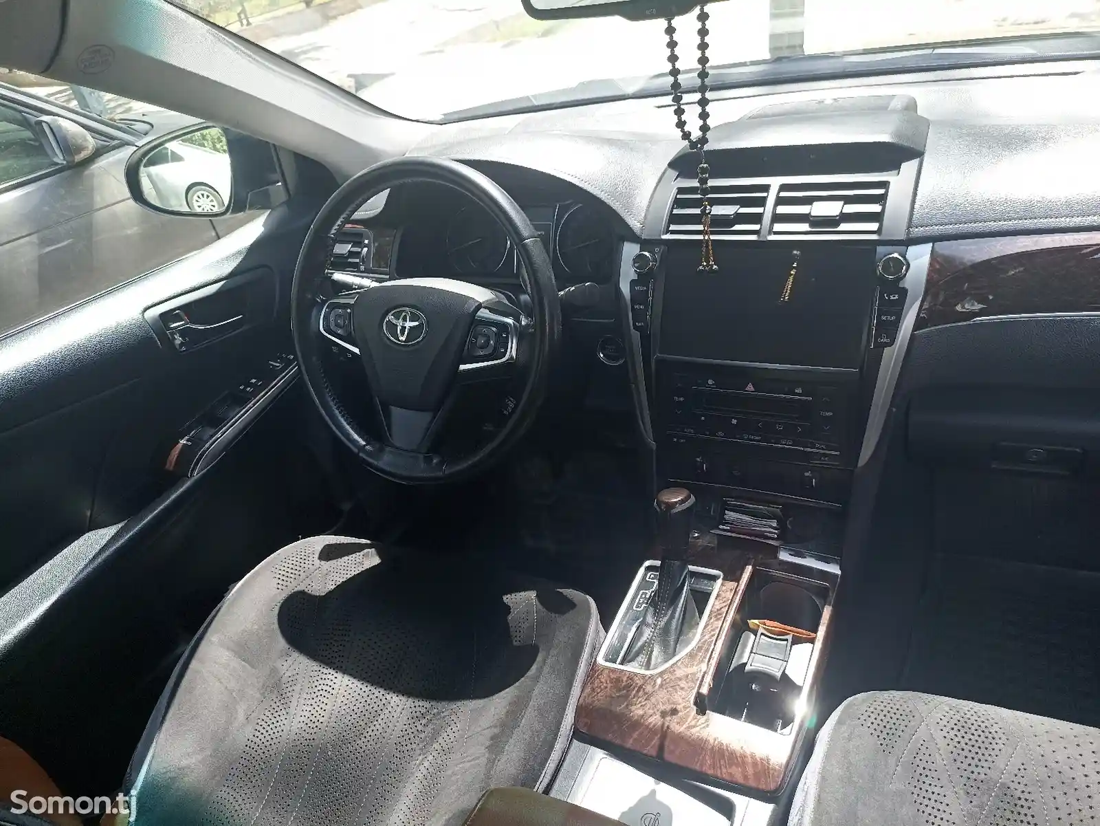 Toyota Camry, 2018-3