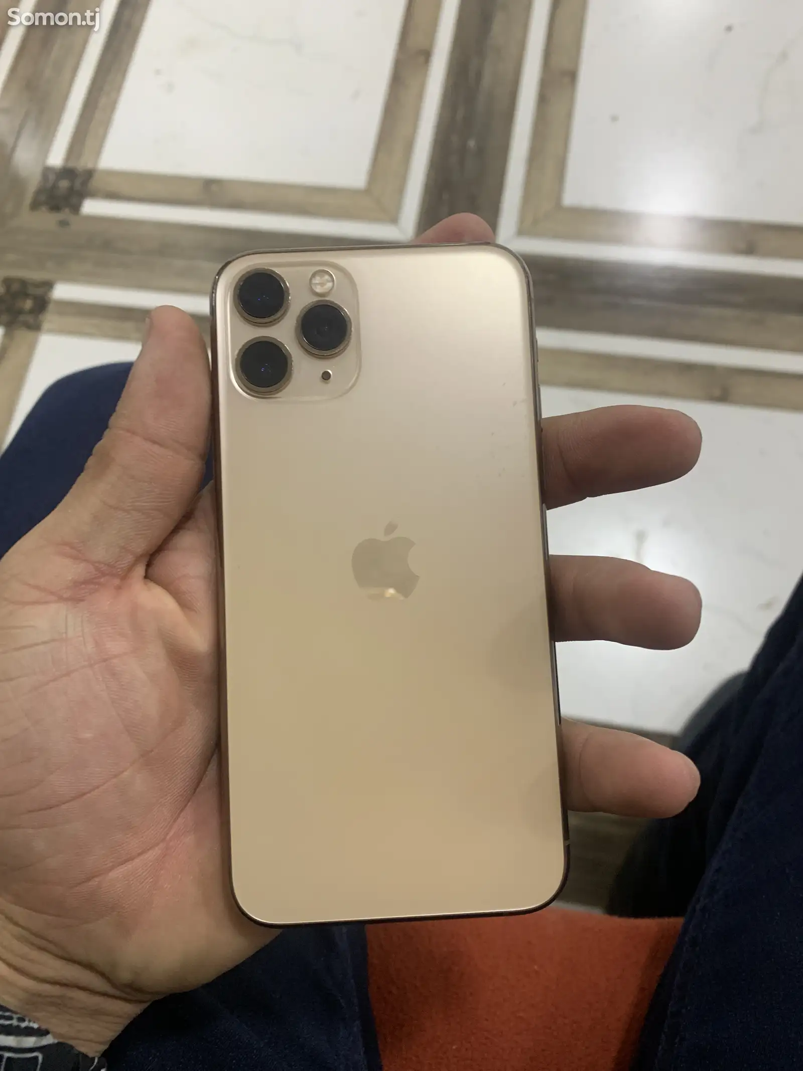 Apple iPhone 11 Pro, 64 gb, Gold-1