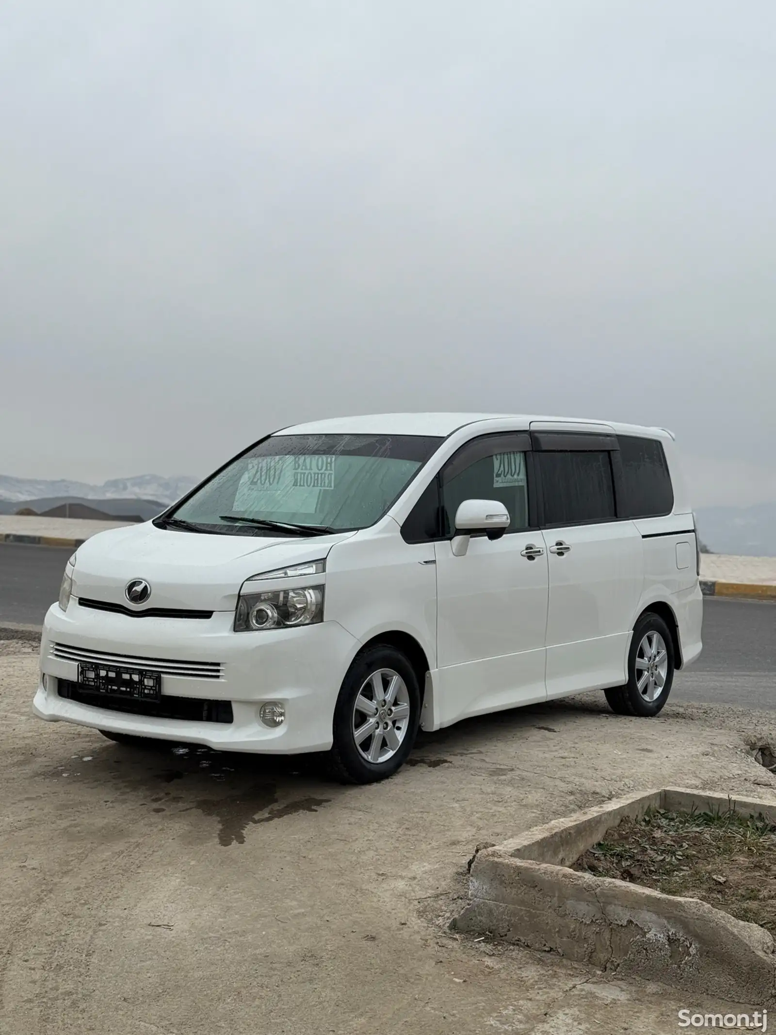 Toyota Voxy, 2007-1