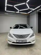 Hyundai Sonata, 2011-8