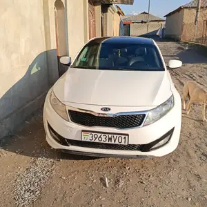 Kia K5, 2010