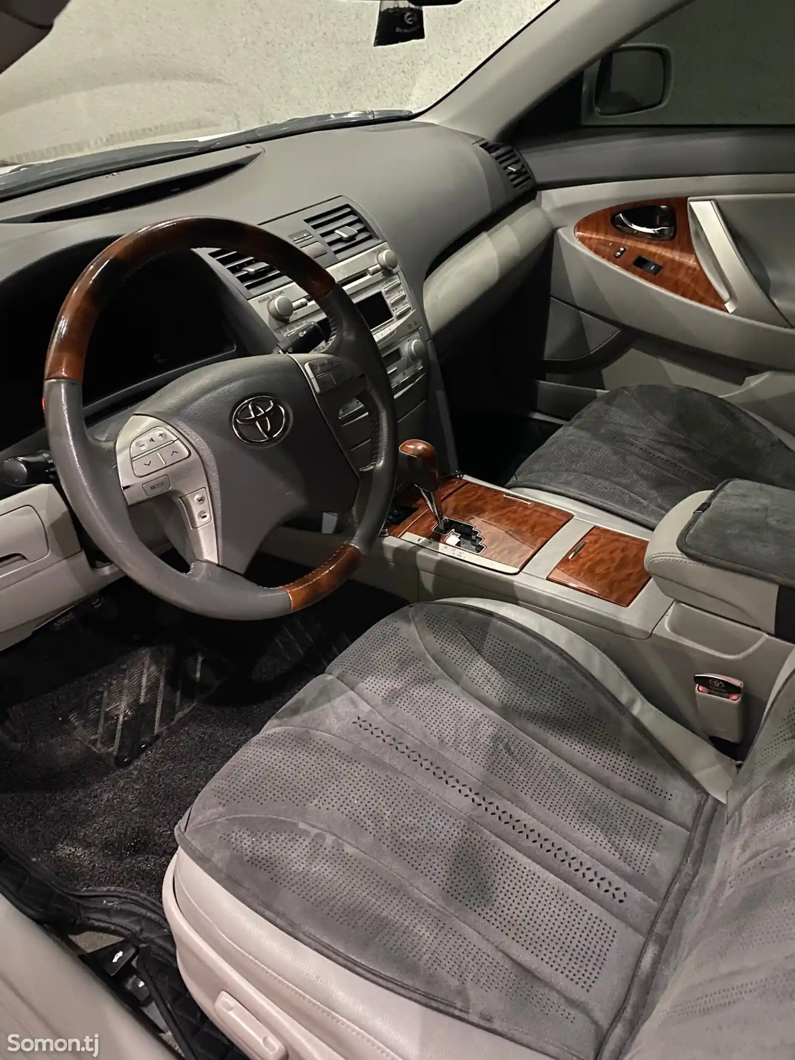 Toyota Camry, 2010-5