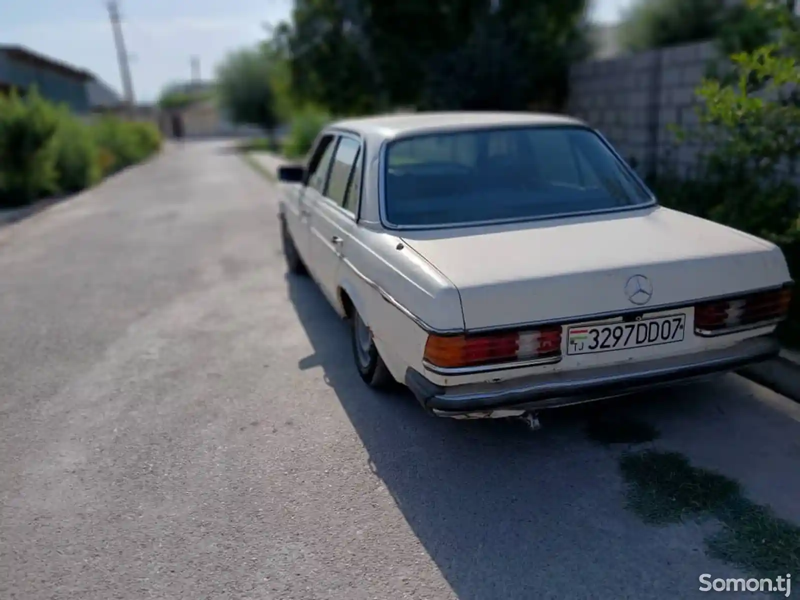 Mercedes-Benz W201, 1981-2