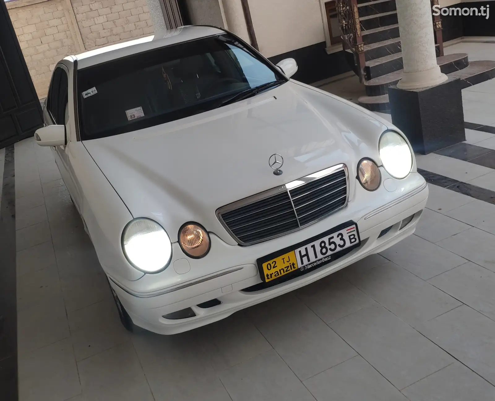 Mercedes-Benz E class, 2000-1