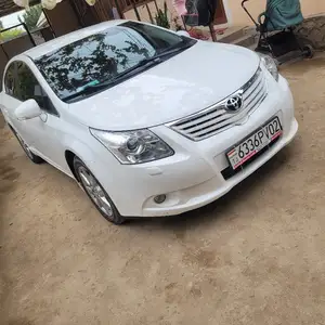 Toyota Avensis, 2012