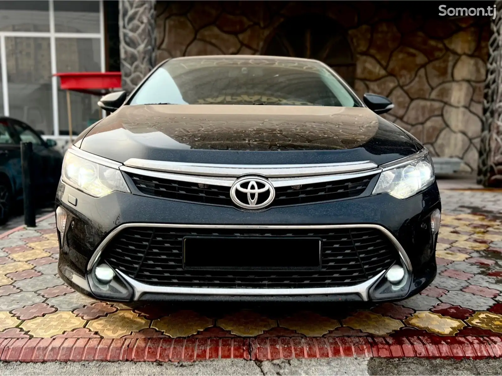 Toyota Camry, 2017-1