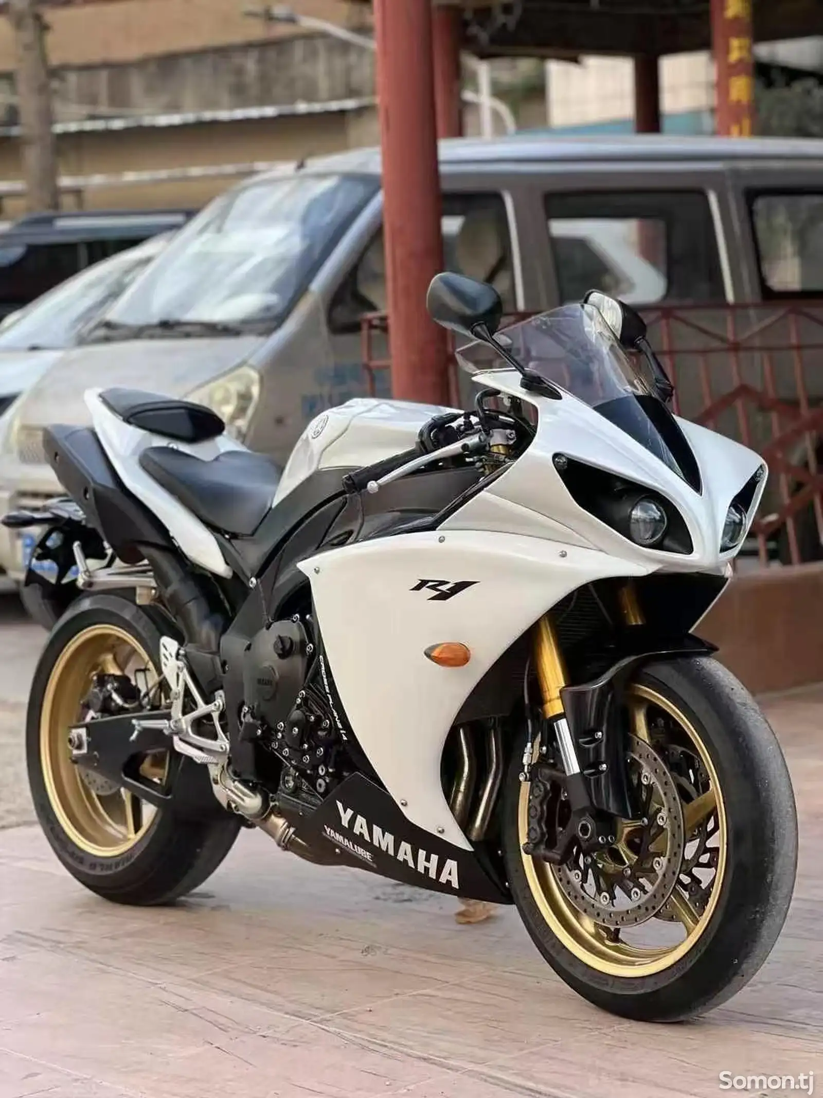 Мотоцикл Yamaha R1 на заказ-1