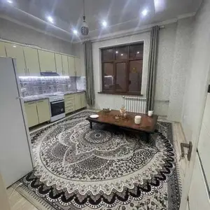 2-комн. квартира, 8 этаж, 80м², Шохмансур