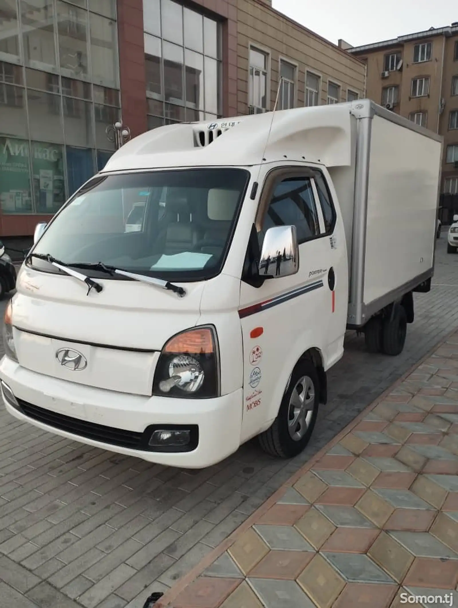 Бортовой автомобиль Hyundai Porter 2 рефрижератор-1