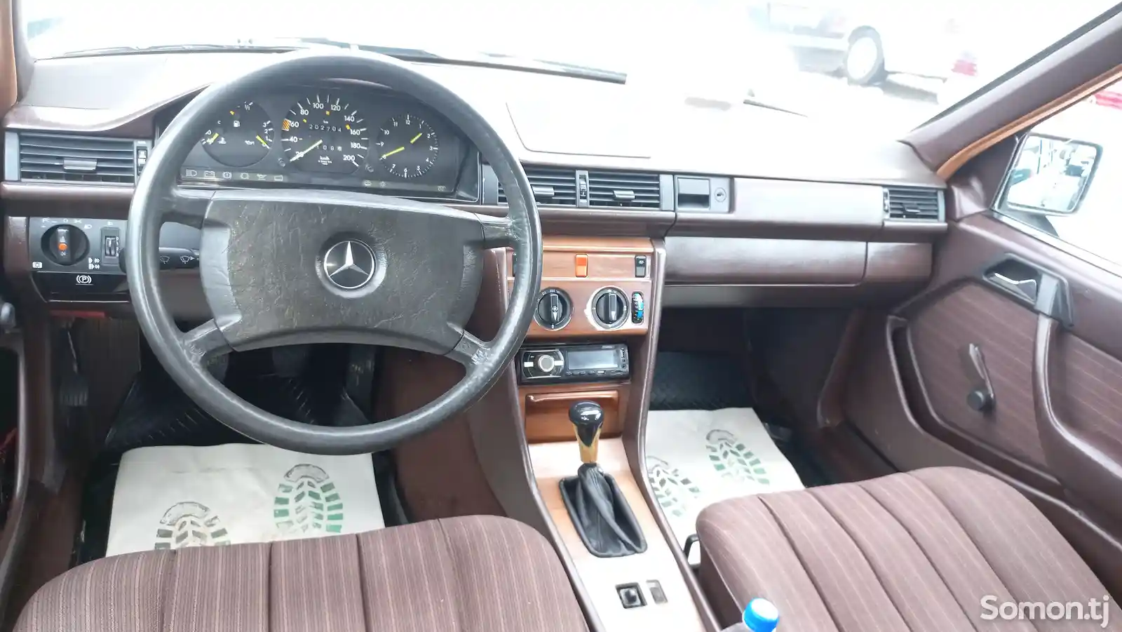 Mercedes-Benz W124, 1988-4