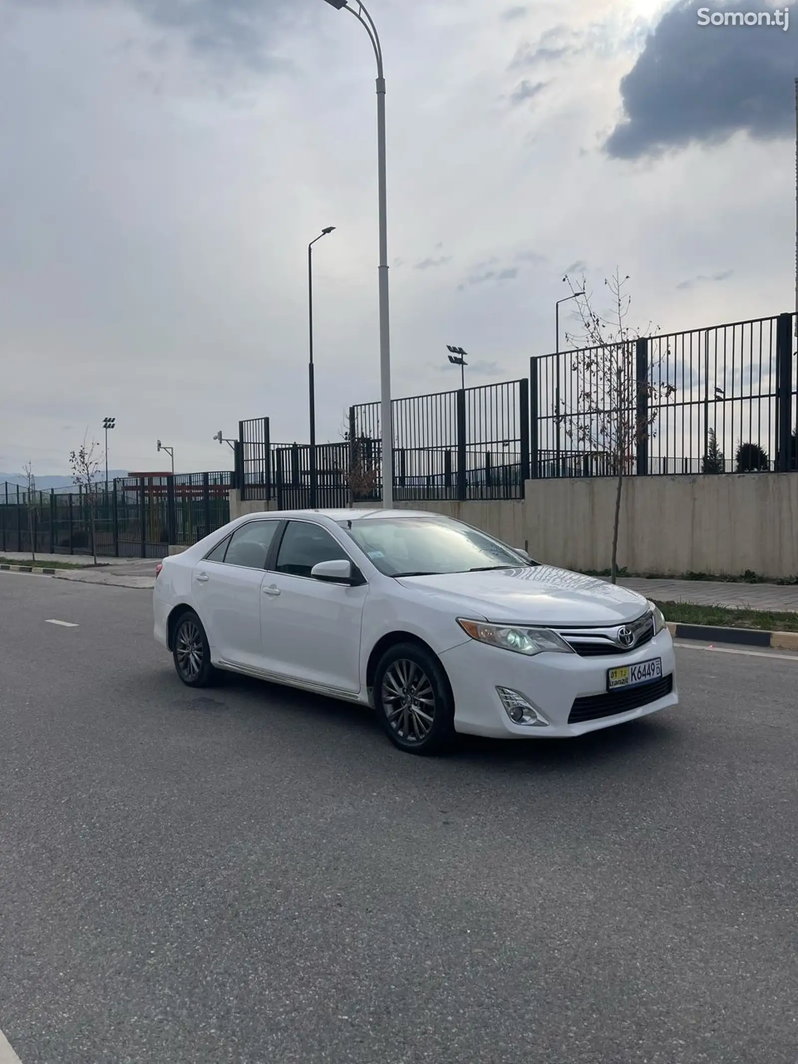 Toyota Camry, 2012-1