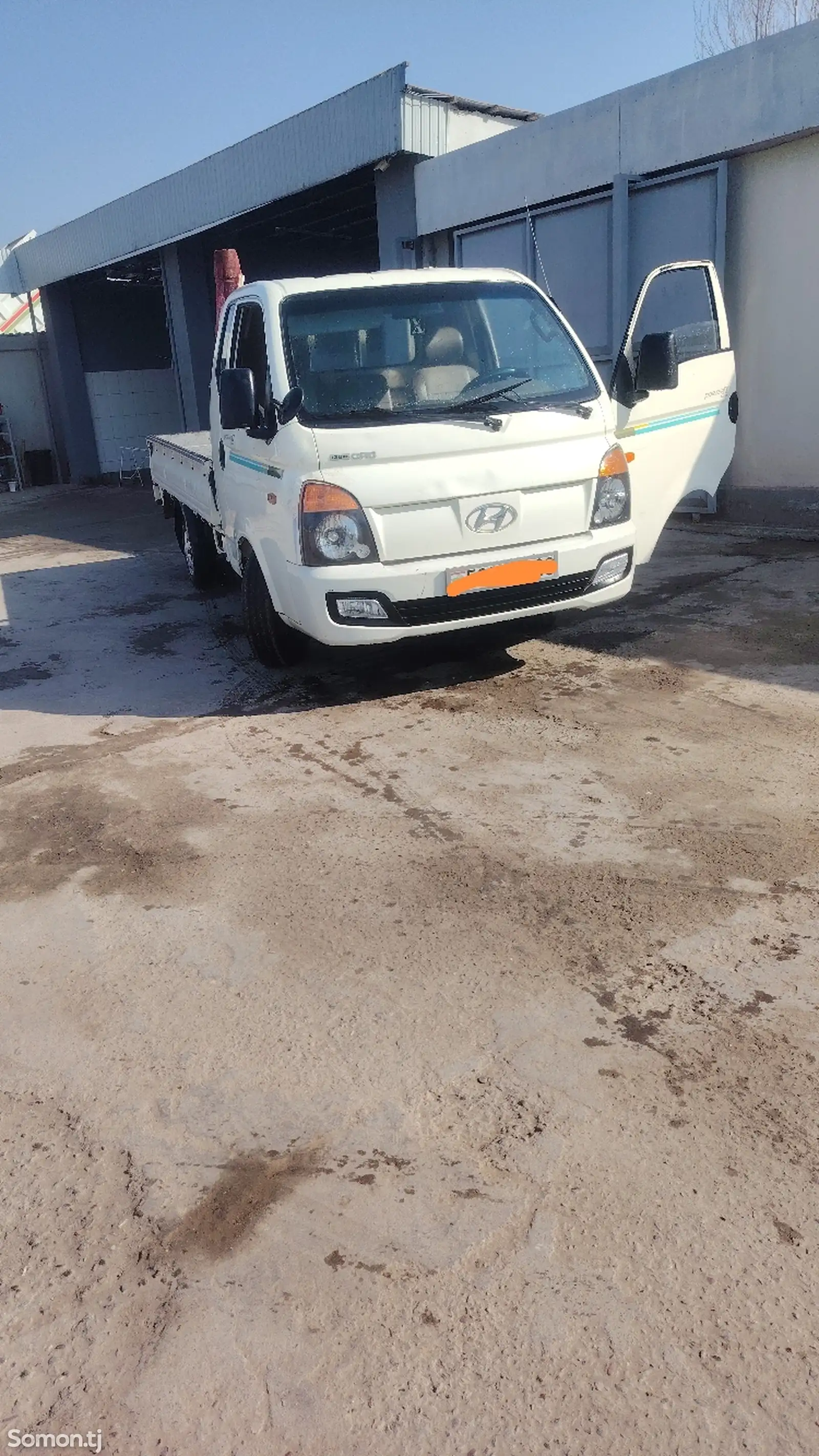 Бортовой автомобиль Hyundai Porter, 2010-1