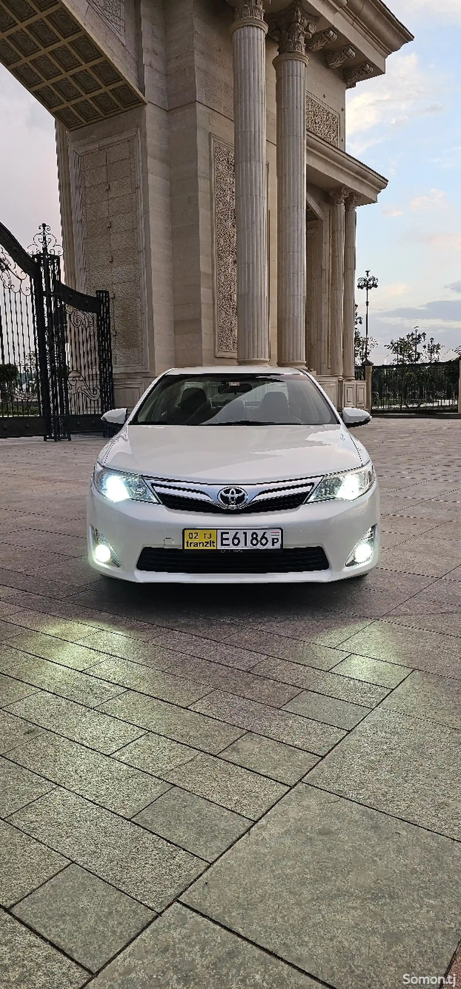 Toyota Camry, 2015-5