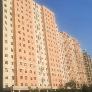 1-комн. квартира, 16 этаж, 42 м², Фирдавси