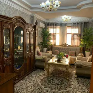 3-комн. квартира, 9 этаж, 60м², Бозори Мехргон