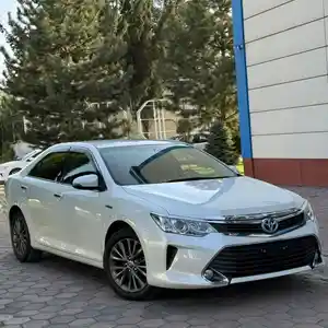 Toyota Camry, 2015