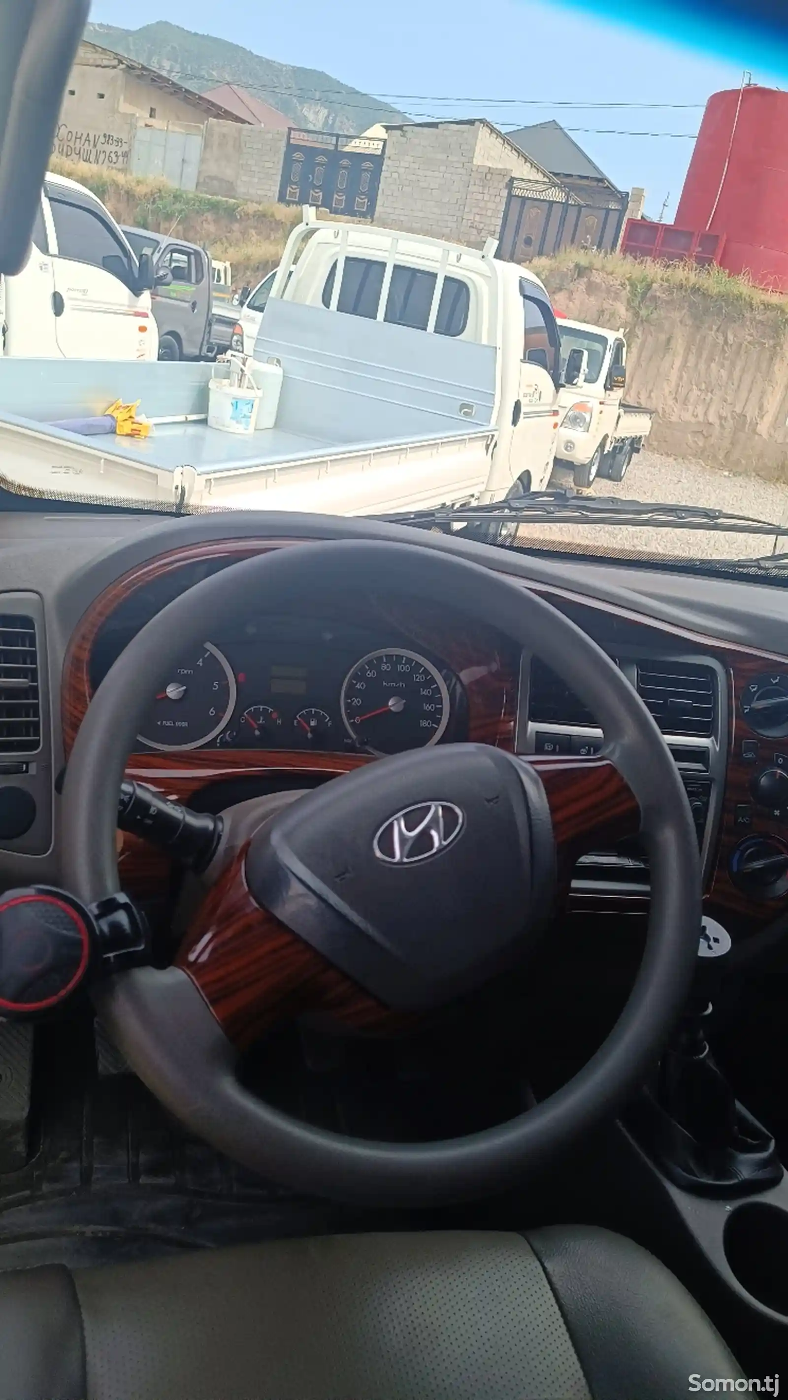 Бортовой автомобиль Hyundai Porter,2015-6