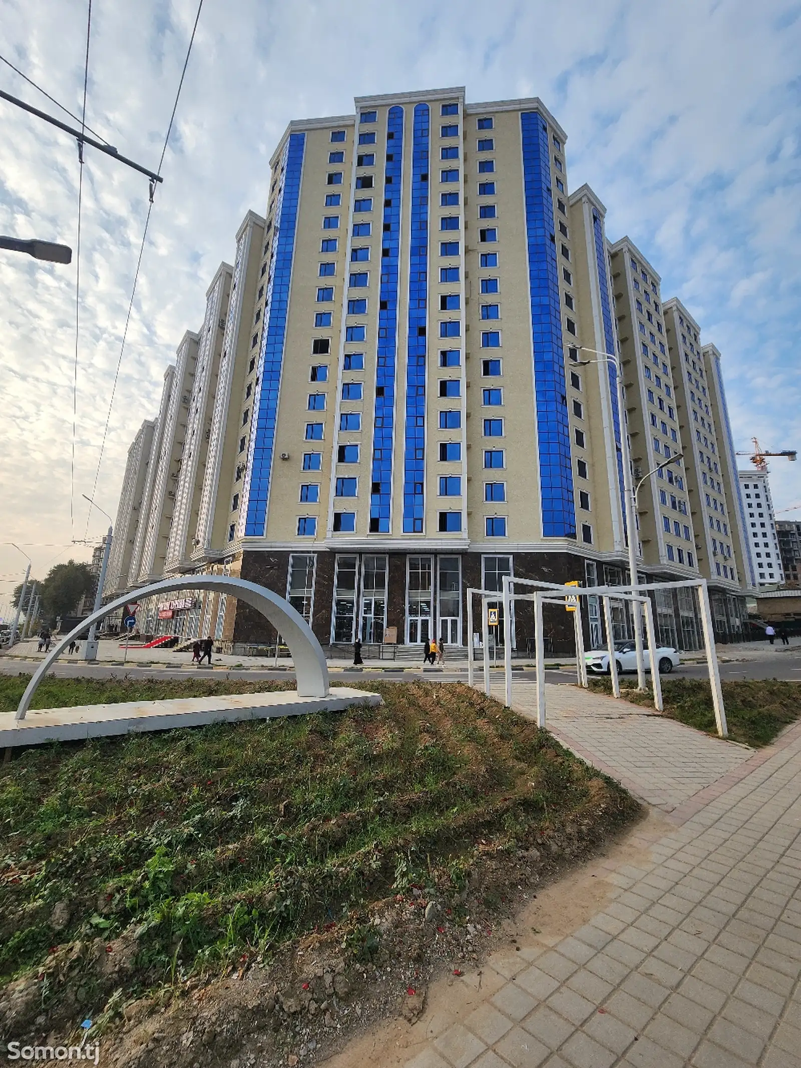 3-комн. квартира, 16 этаж, 122 м², 102 мкр-1