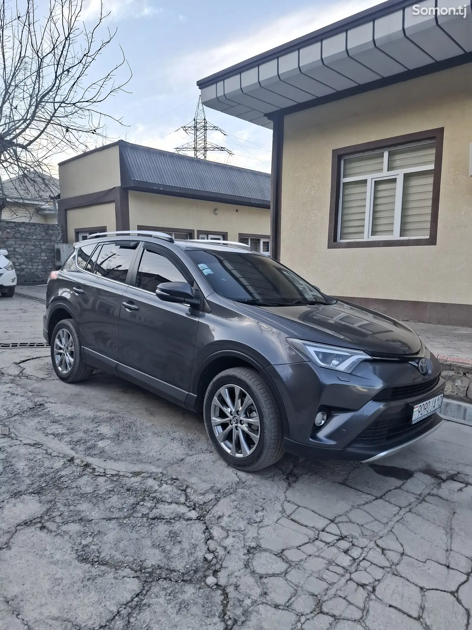 Toyota RAV 4, 2018-1