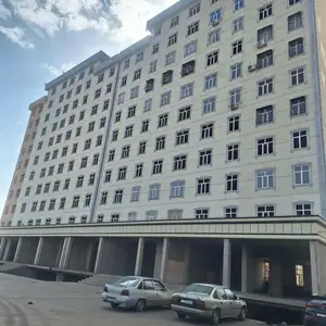 3-комн. квартира, 10 этаж, 80м², 8мкр