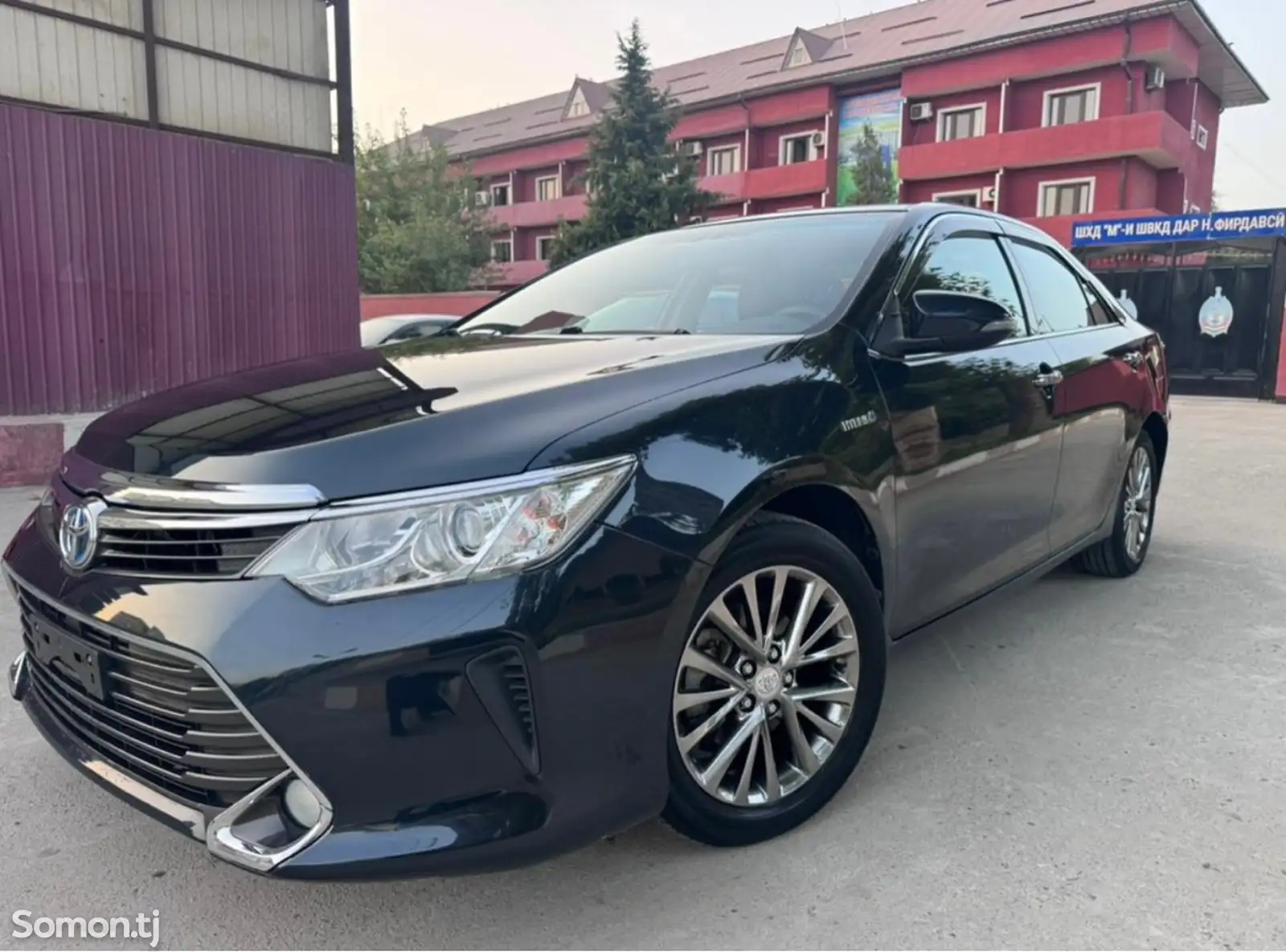 Toyota Camry, 2015-1