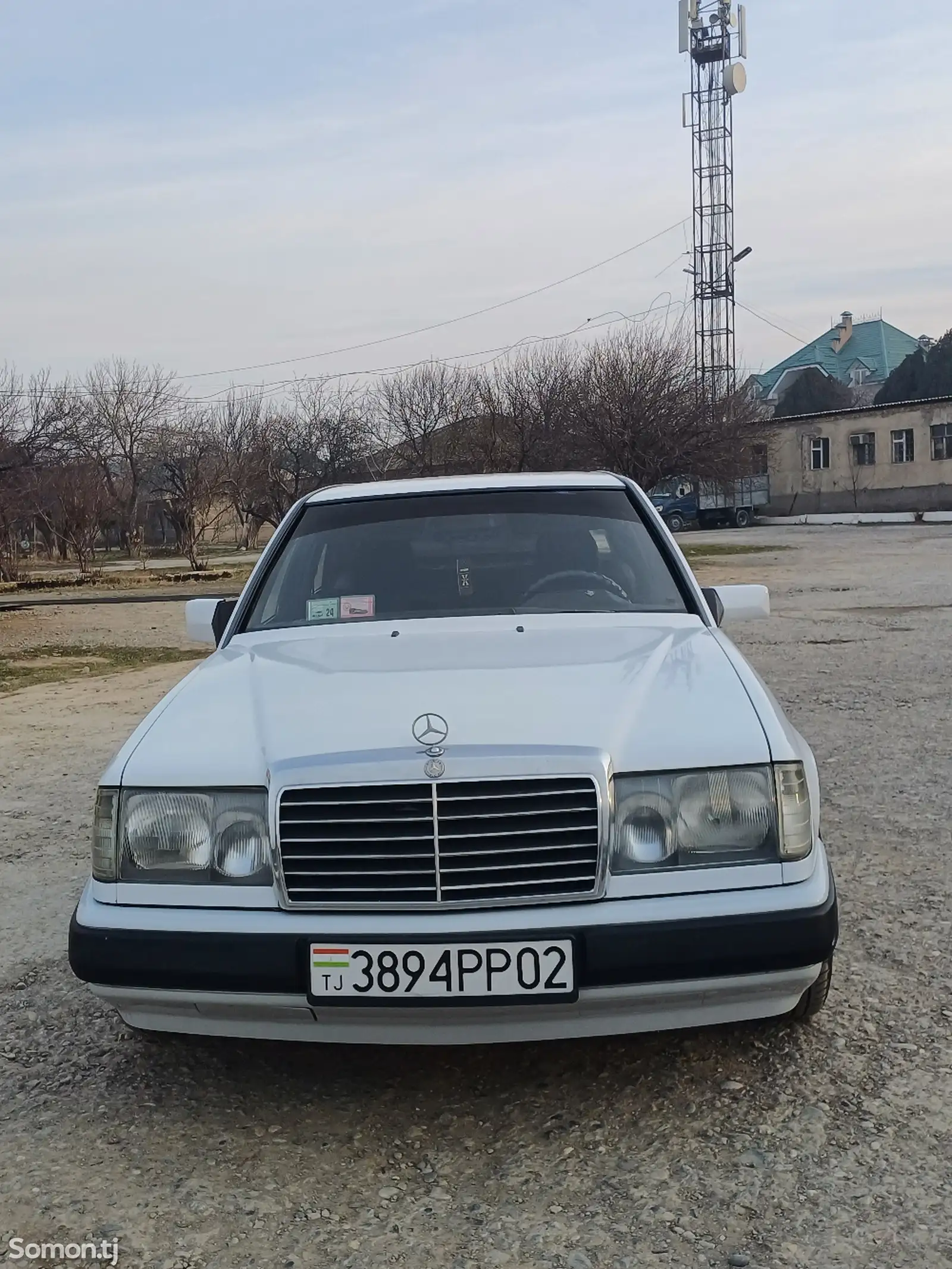 Mercedes-Benz W124, 1987-1