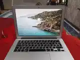 Ноутбук Apple Macbook-2