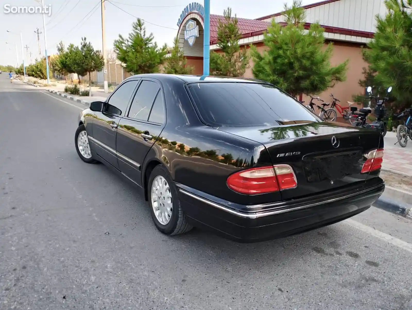 Mercedes-Benz E class, 1999-8